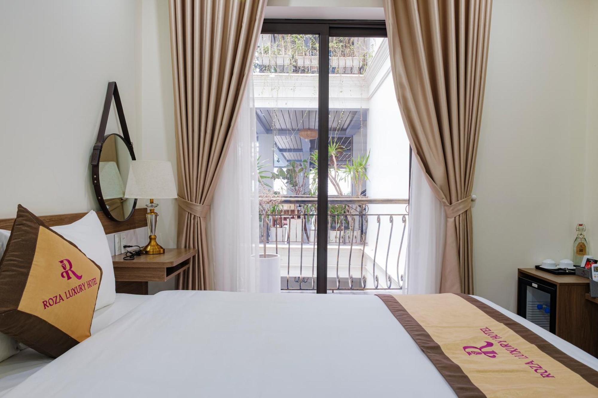 Roza Palace Cat Ba Hotel 3*